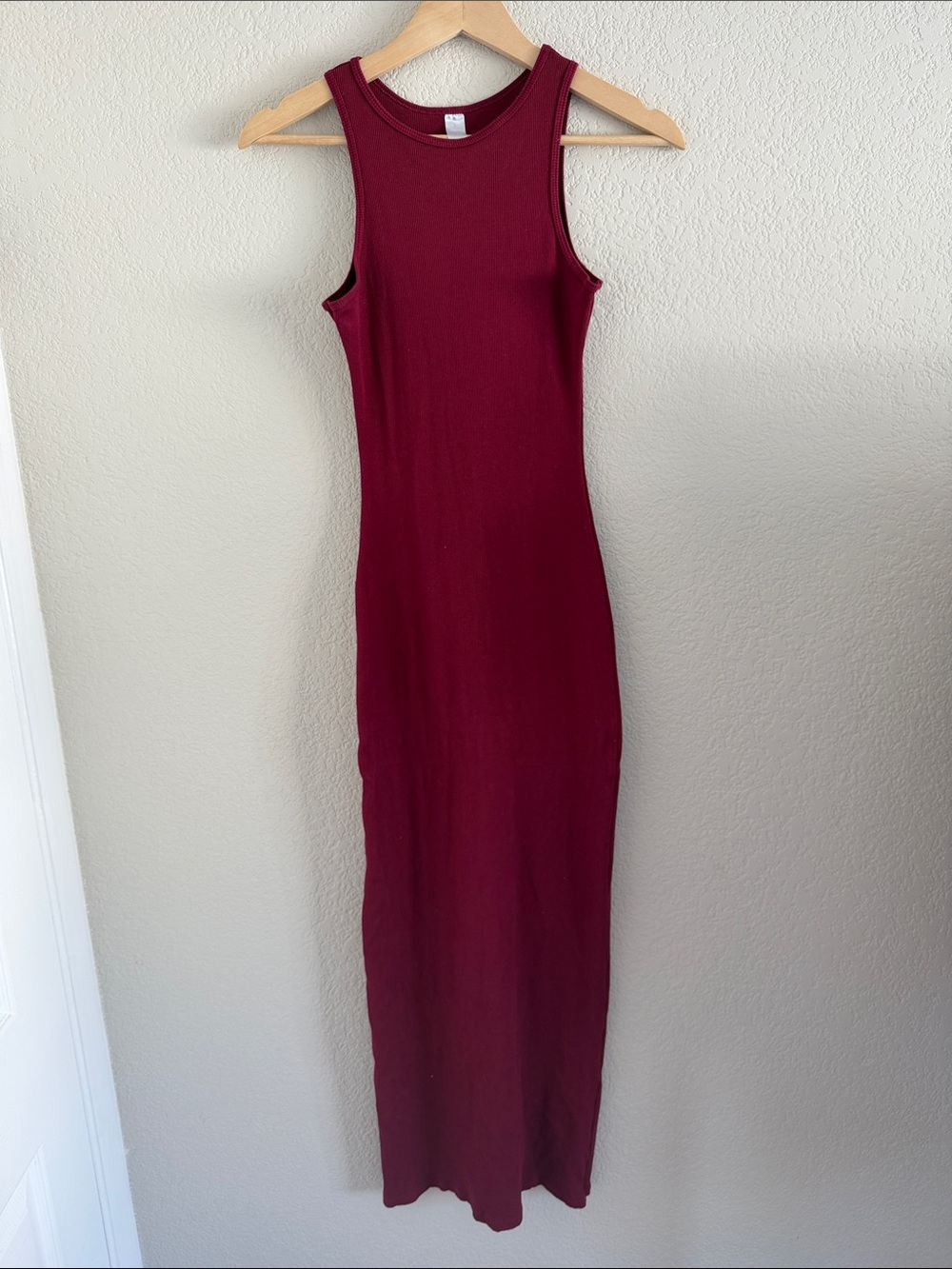 Sleeveless Ribbed Maxi Dress in Wine